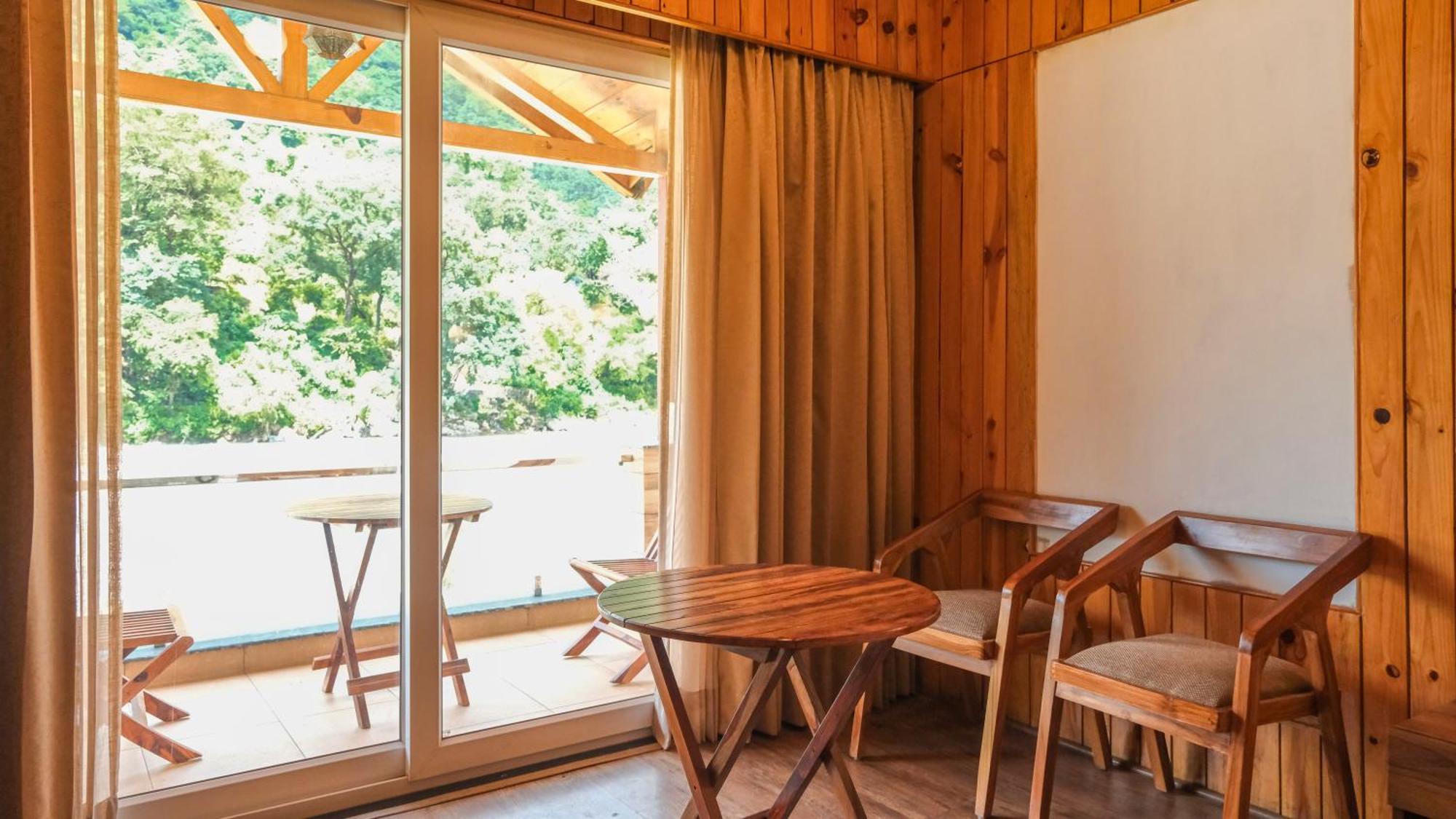 Qcent Woods Resort & Spa, Rishikesh Ngoại thất bức ảnh