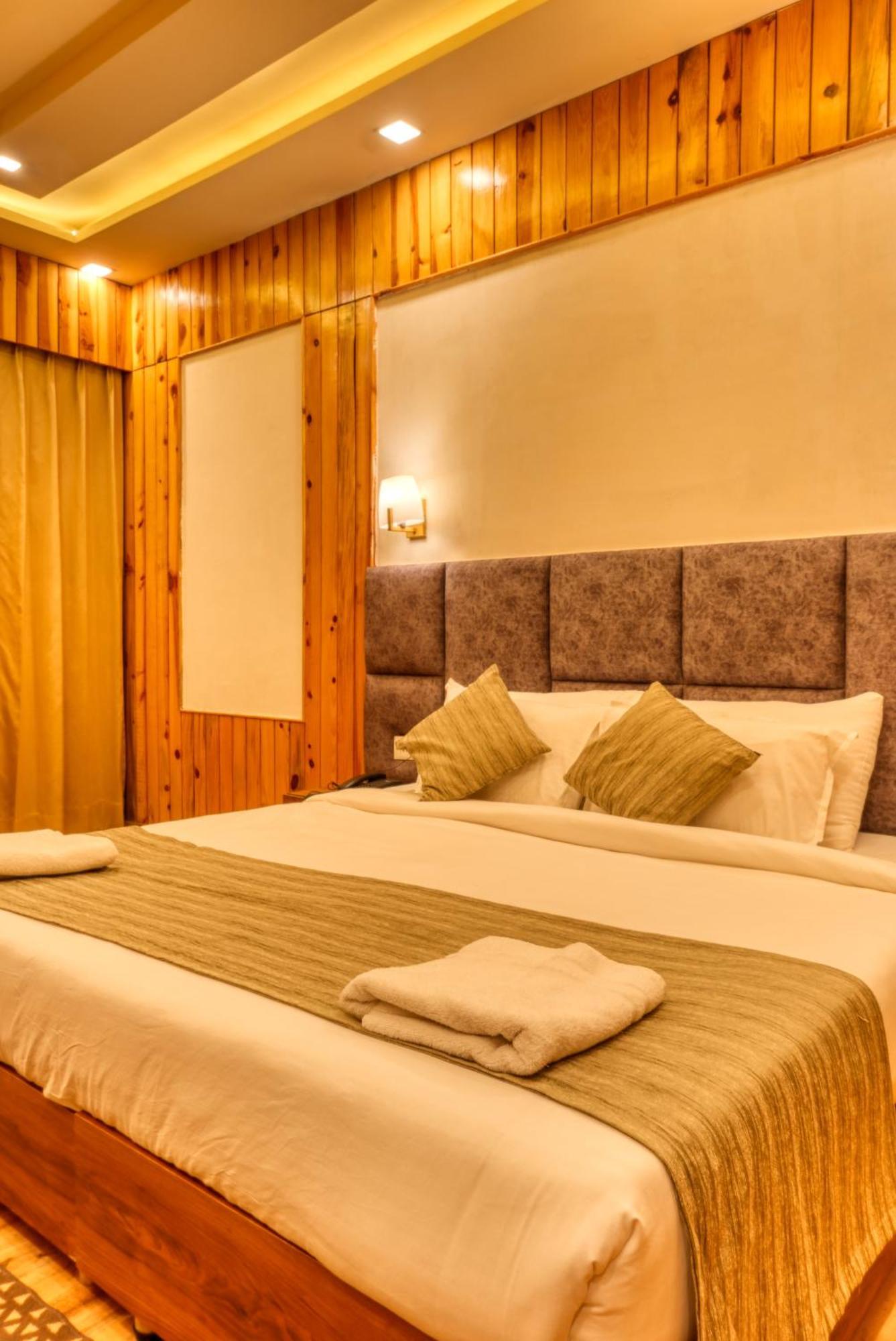 Qcent Woods Resort & Spa, Rishikesh Ngoại thất bức ảnh