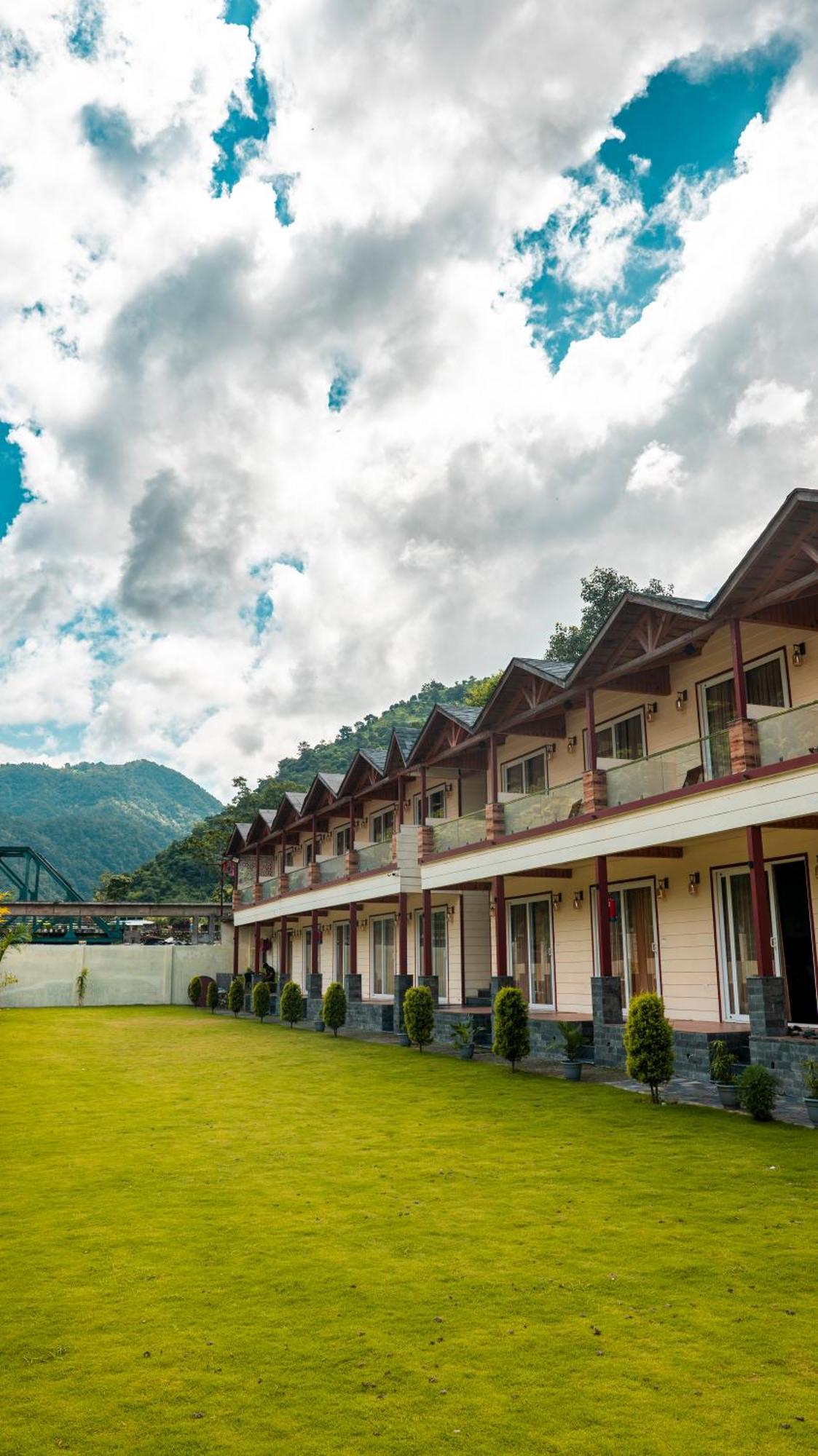 Qcent Woods Resort & Spa, Rishikesh Ngoại thất bức ảnh