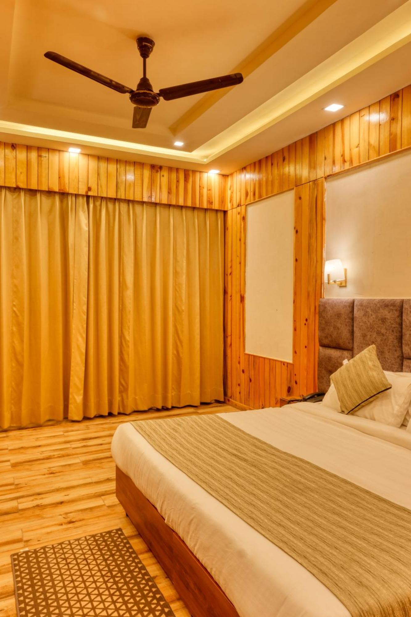 Qcent Woods Resort & Spa, Rishikesh Ngoại thất bức ảnh