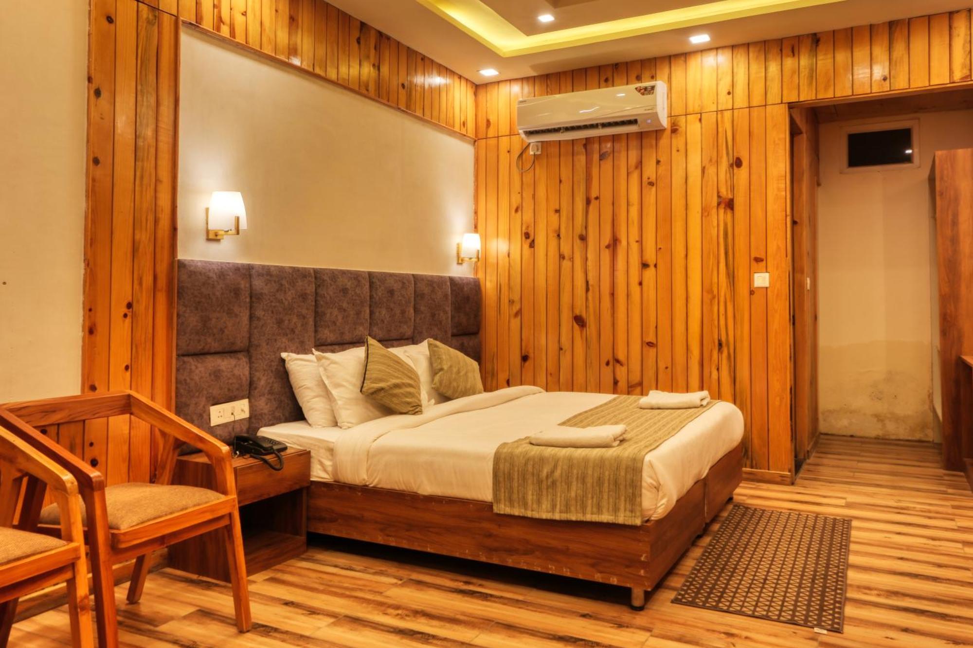 Qcent Woods Resort & Spa, Rishikesh Ngoại thất bức ảnh