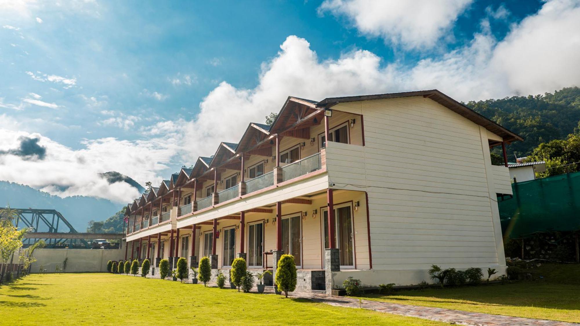 Qcent Woods Resort & Spa, Rishikesh Ngoại thất bức ảnh